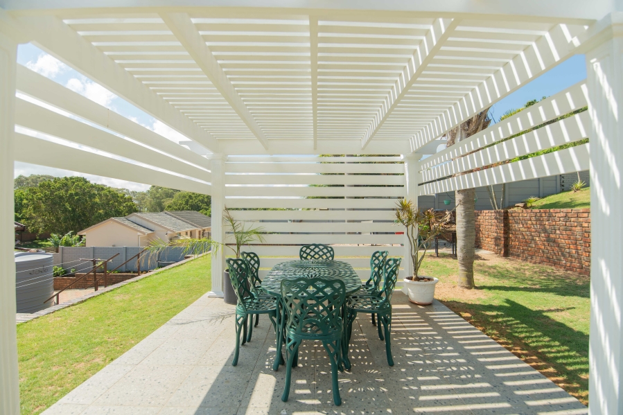 4 Bedroom Property for Sale in Lovemore Heights Estate Eastern Cape